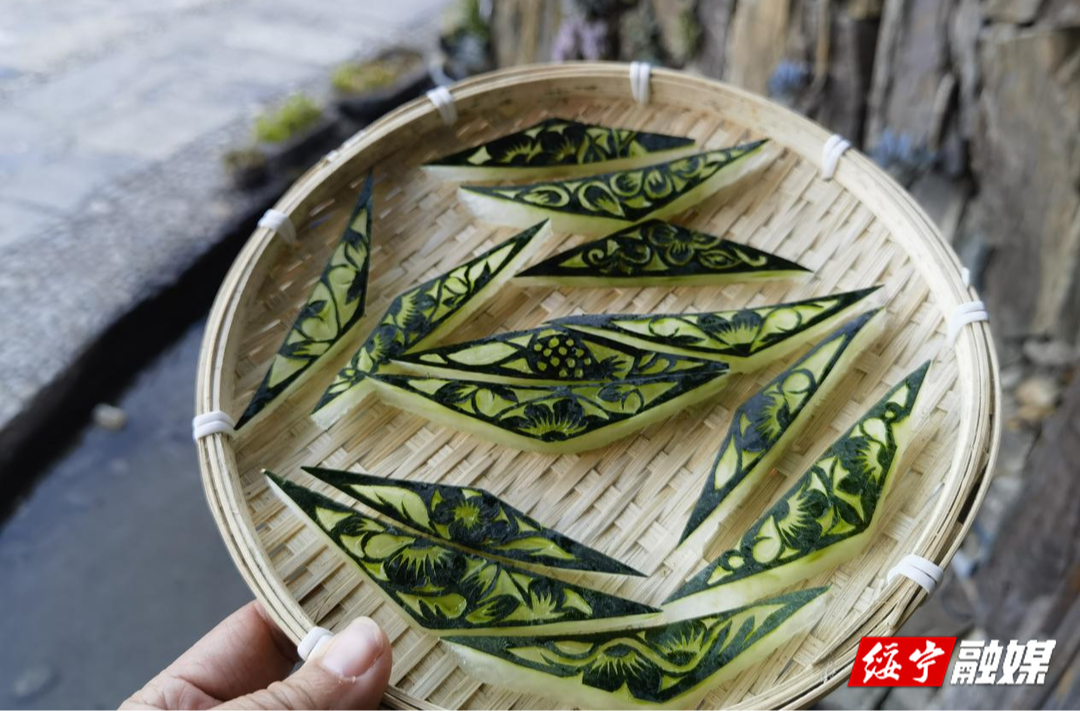 绥宁雕花蜜饯：刀尖下的艺术品巧变舌尖上的美味