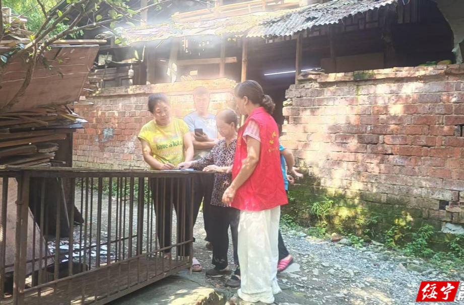 【文明城市建设进行时】长铺镇万家坪社区：多点宣传聚合力 文明平安润民心