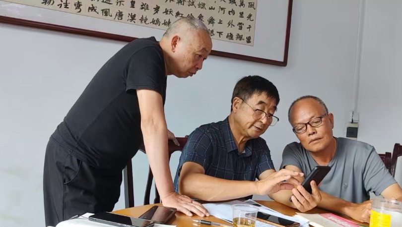 绥宁县老科协在县老年大学举办AI专题讲座