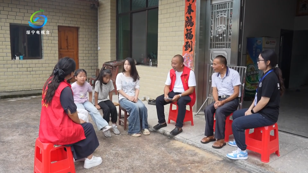 长铺子苗族侗族乡：入户宣传不停歇 织密防溺水安全防护网