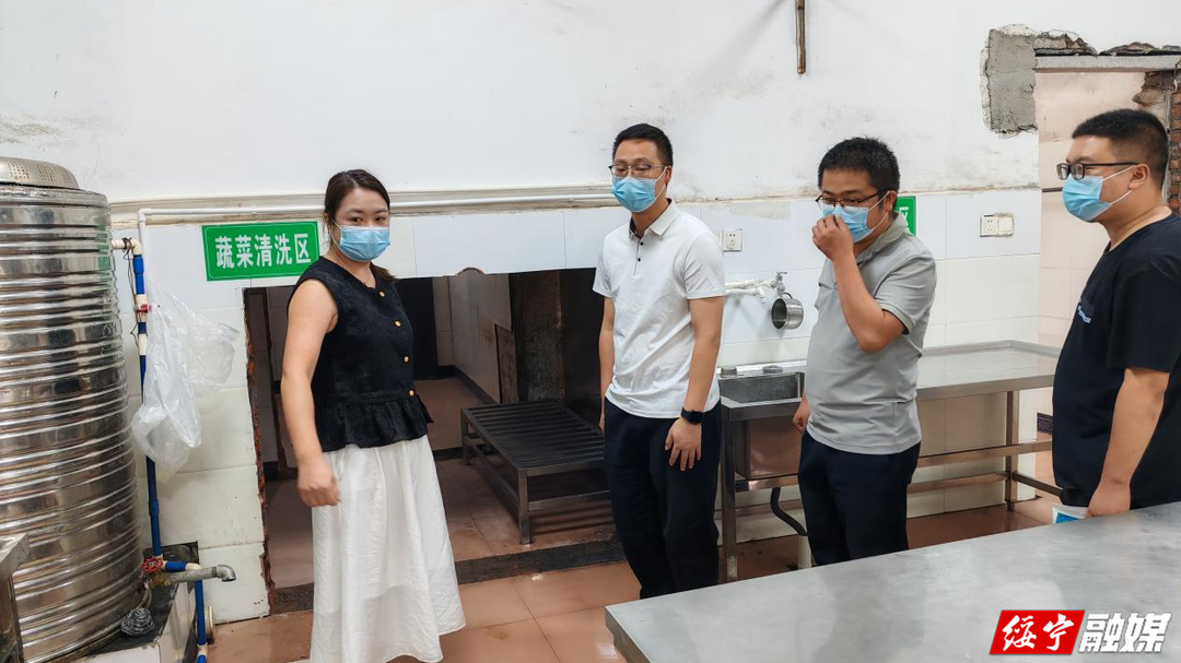 河口乡开展开学第一天校园食品安全专项检查