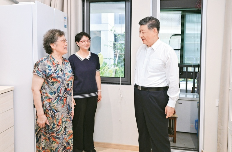 习近平：加强普惠性、基础性、兜底性民生建设