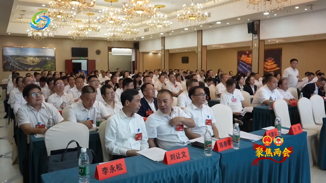 【聚焦两会】吴军臣看望参会县政协委员